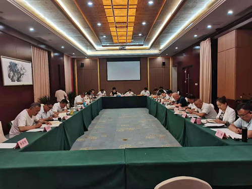 6、大家争分夺秒学习_副本.jpg 6、大家争分夺秒学习_副本.jpg