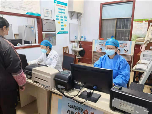 耐心做好登记.jpg 耐心做好登记.jpg