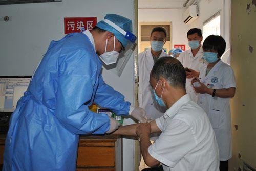 演练为患者采血_副本.jpg