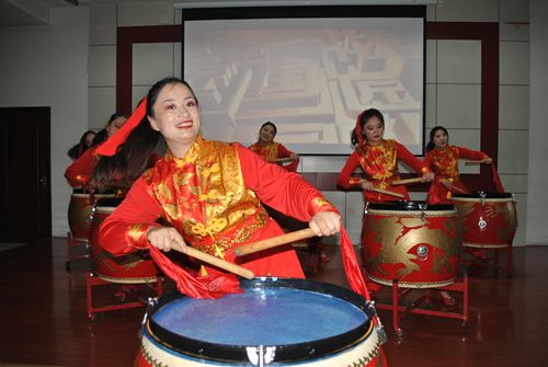 战鼓催征,斗志昂扬_副本.jpg 战鼓催征,斗志昂扬_副本.jpg