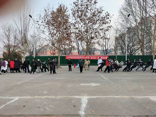 拔河1.jpg 拔河1.jpg